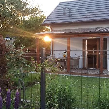 Piekne Zielone Villa Затор Екстериор снимка